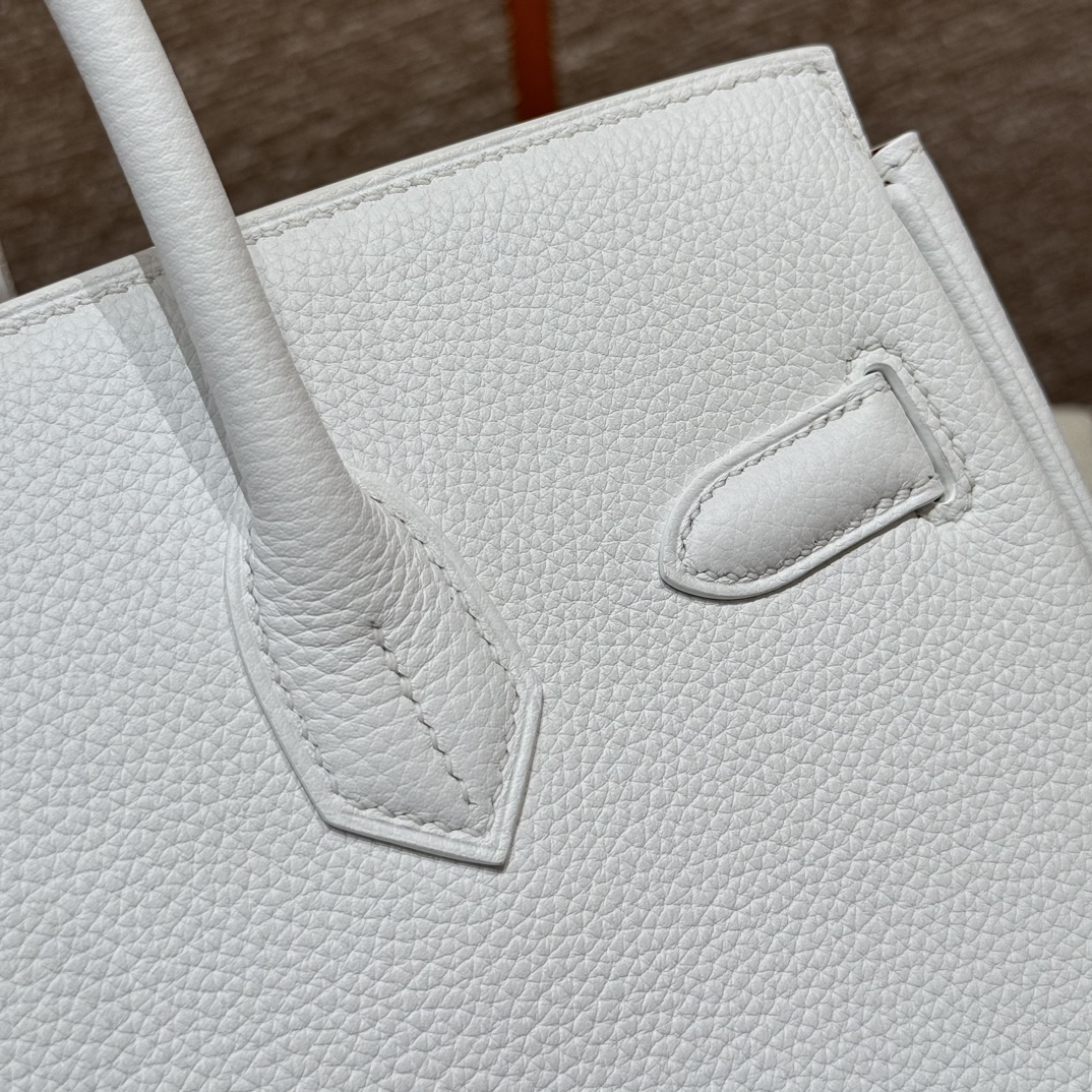 Hermès Birkin 30 white exterior and poppy orange lining