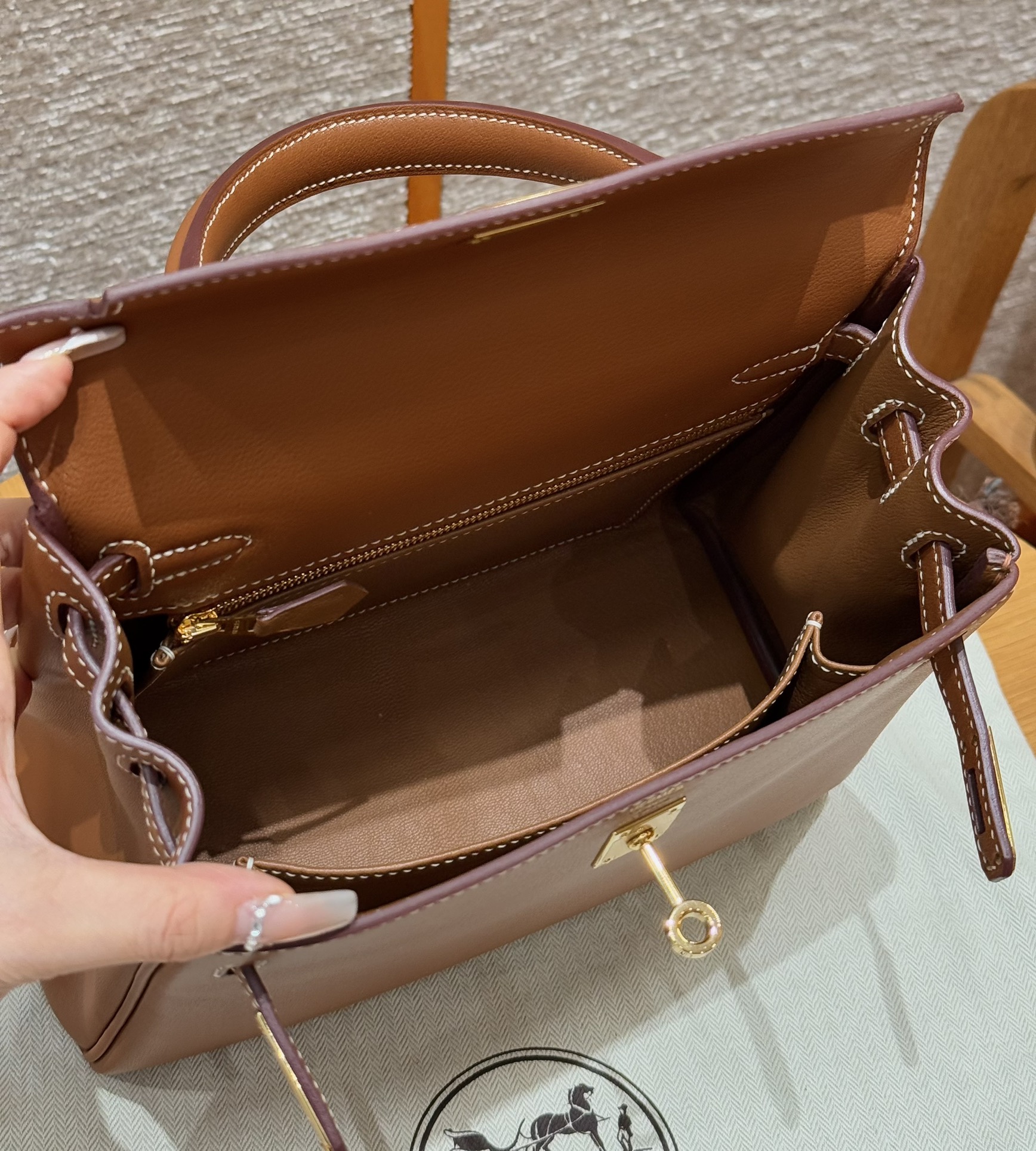 Hermès  Kelly 25 Gold  swift