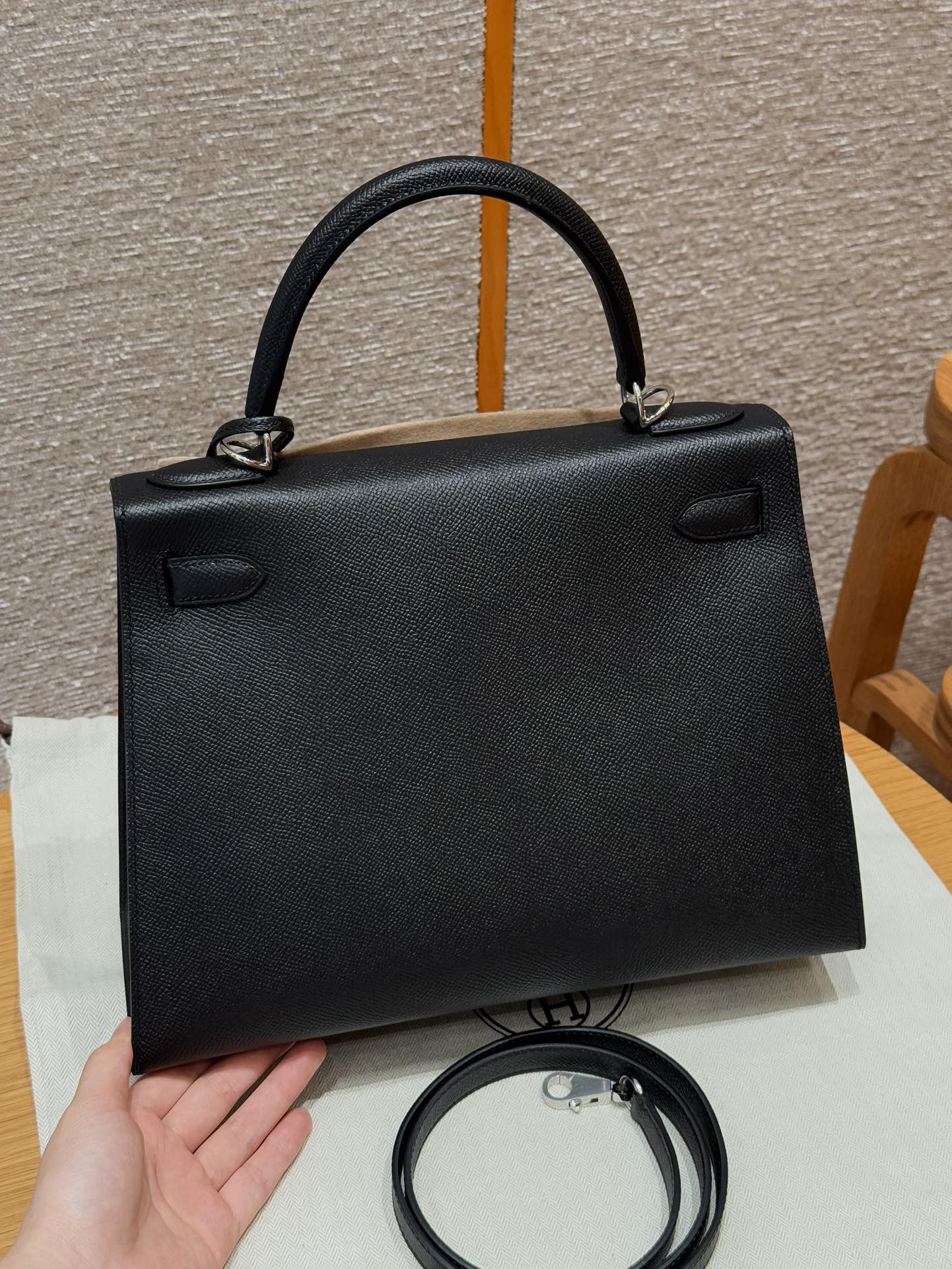 Hermès  Kelly 28 Noir  Eposm
