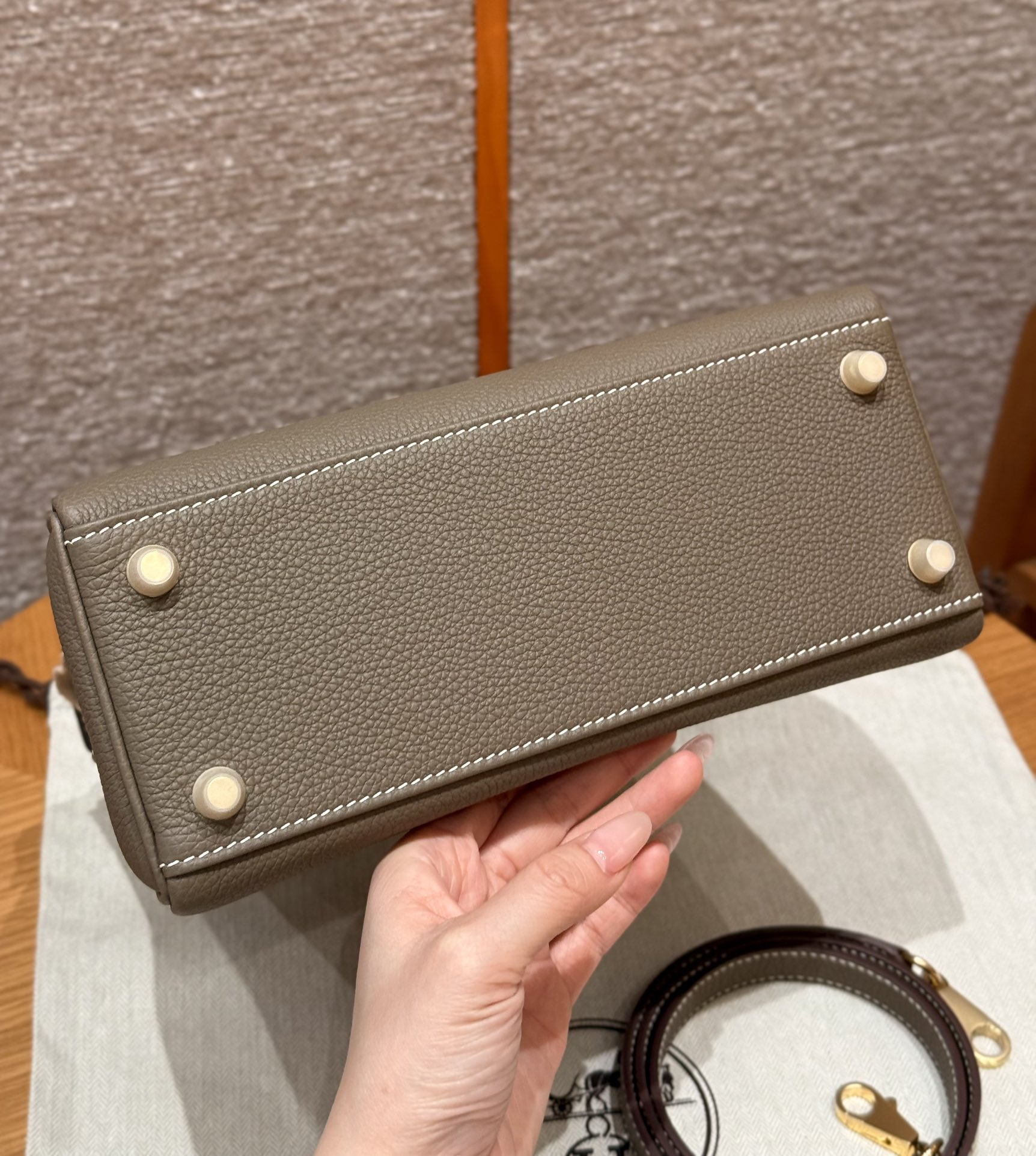 Hermès  Kelly 25 Etoupe Togo