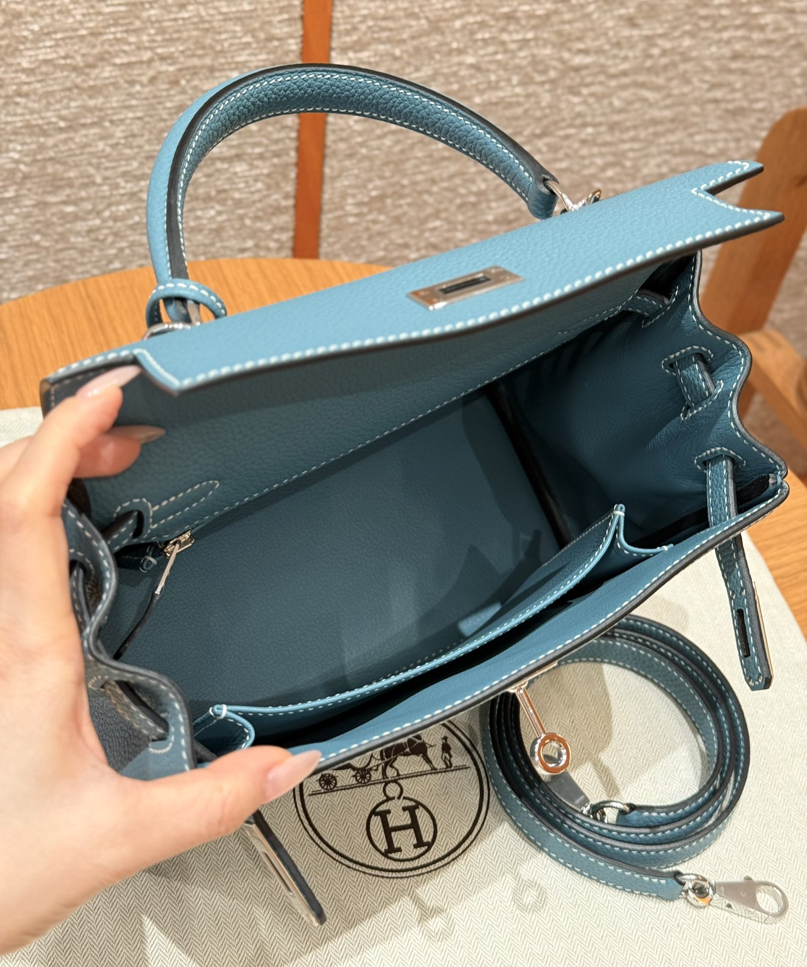 Hermès  Kelly 25 Blue Jean Togo