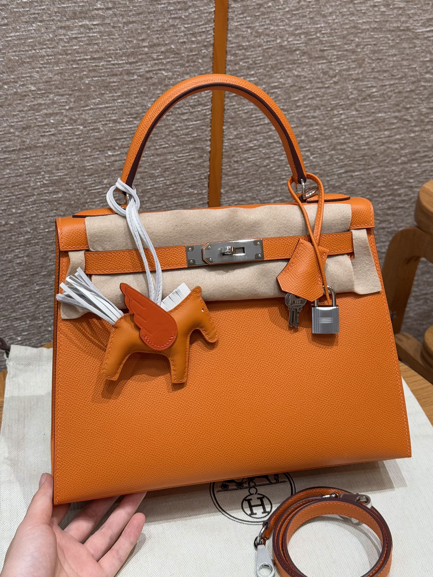 Hermès  Kelly 28 Orange  Eposm