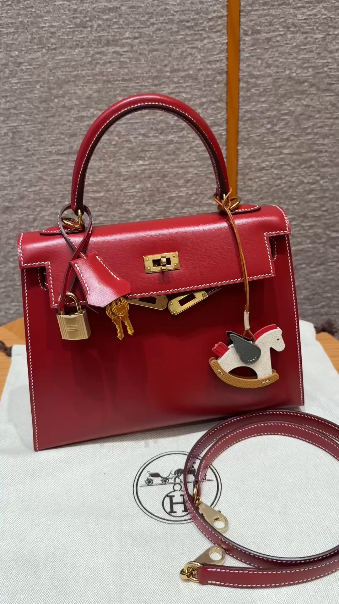 Hermès  Kelly 25 Rouge piment Box