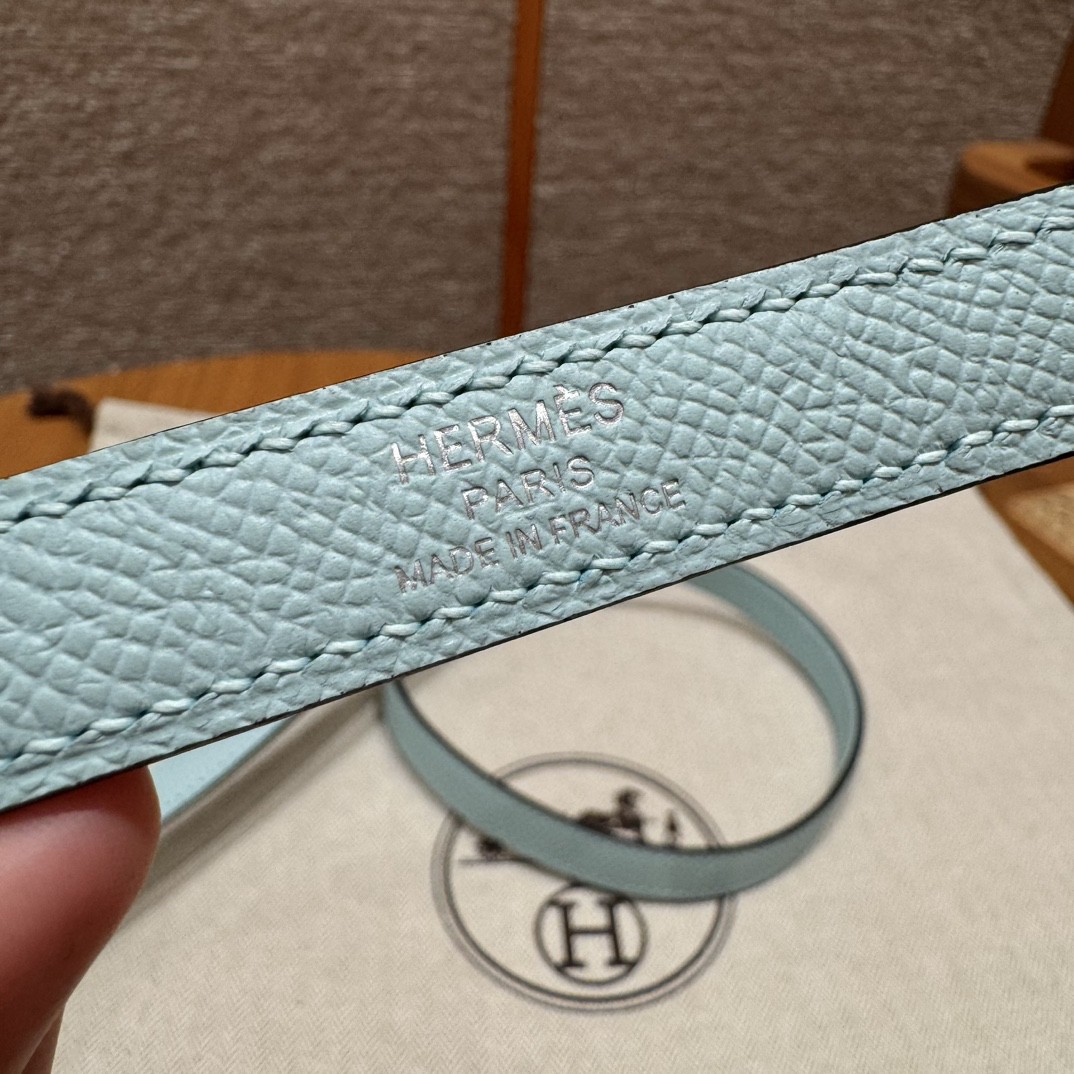 Hermès  Kelly 28 Blue zephyr eposm