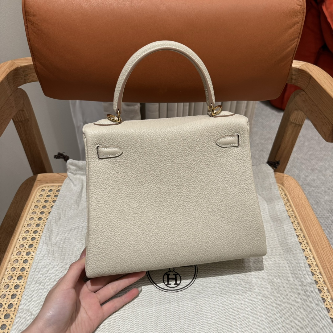 Hermès  Kelly 25 Craie Togo