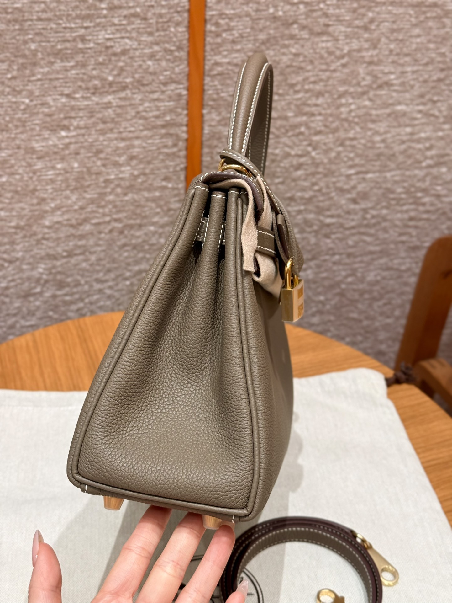 Hermès  Kelly 25 Etoupe Togo