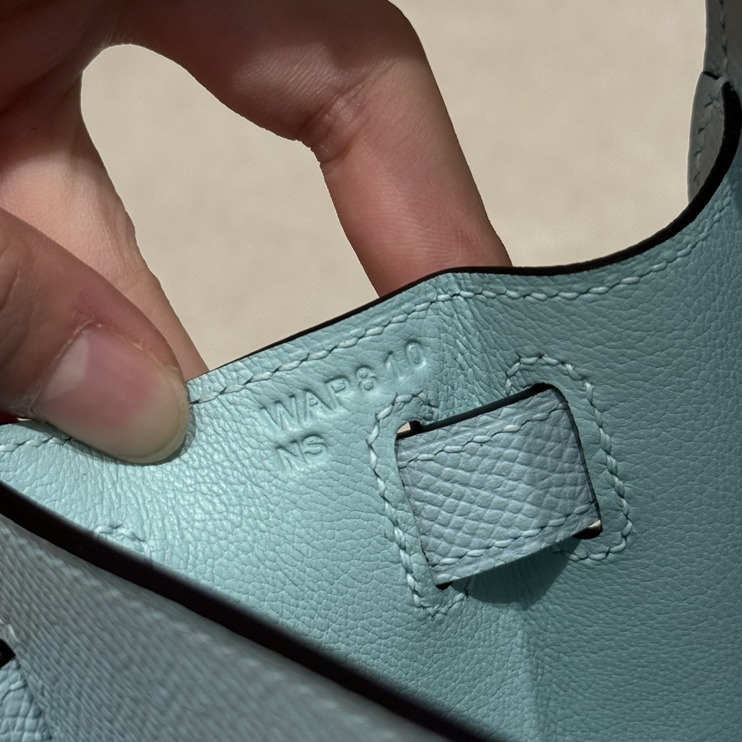 Hermès  Kelly 28 Blue zephyr eposm