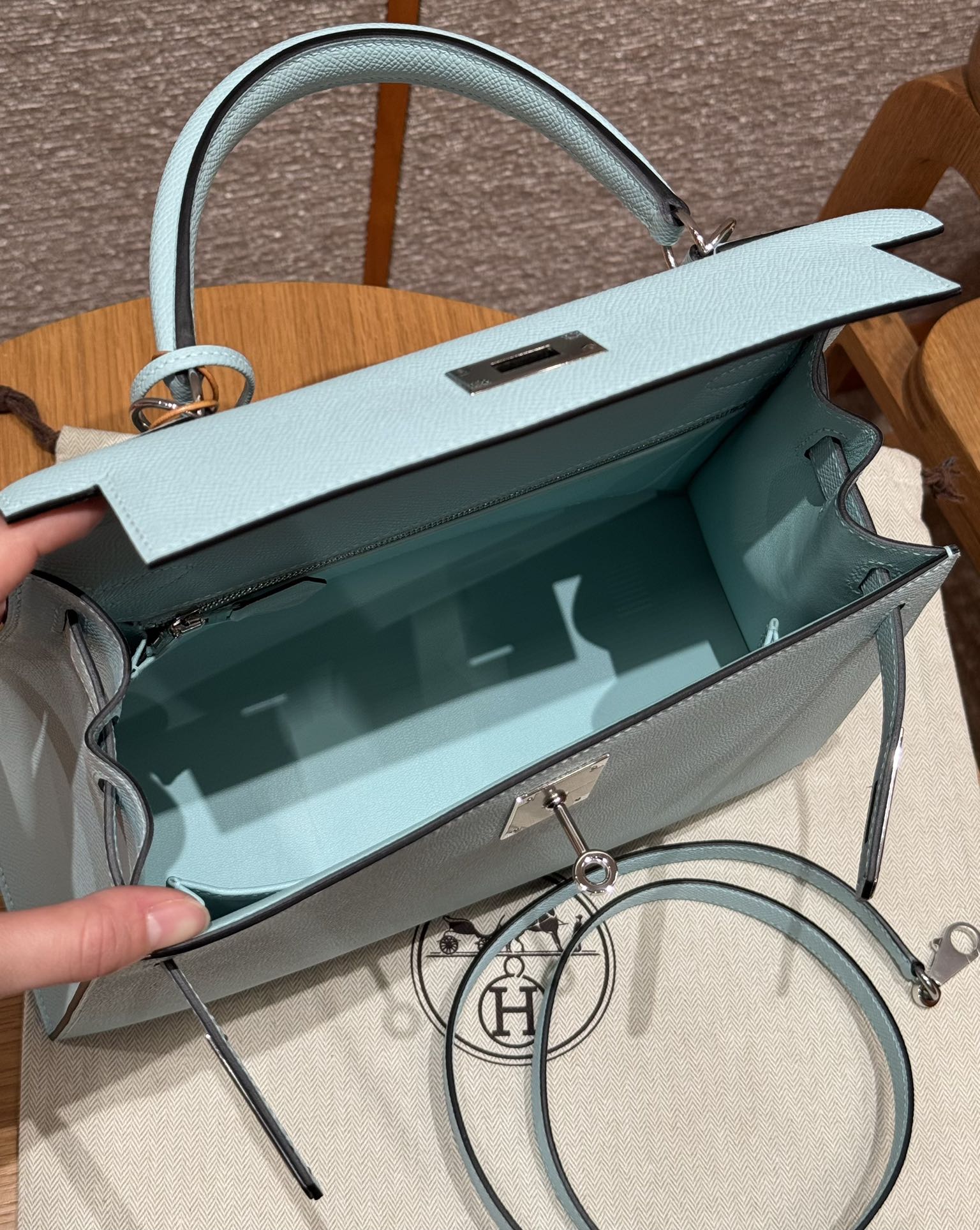 Hermès  Kelly 28 Blue zephyr eposm