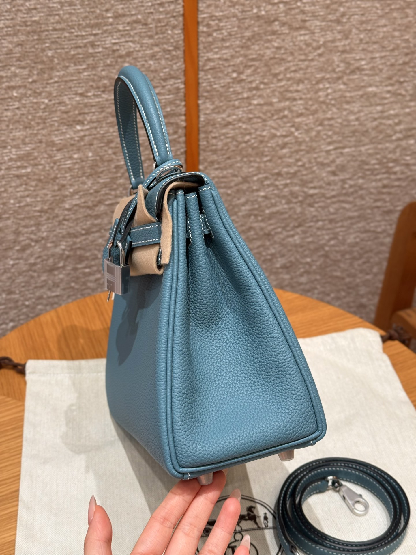 Hermès  Kelly 25 Blue Jean Togo