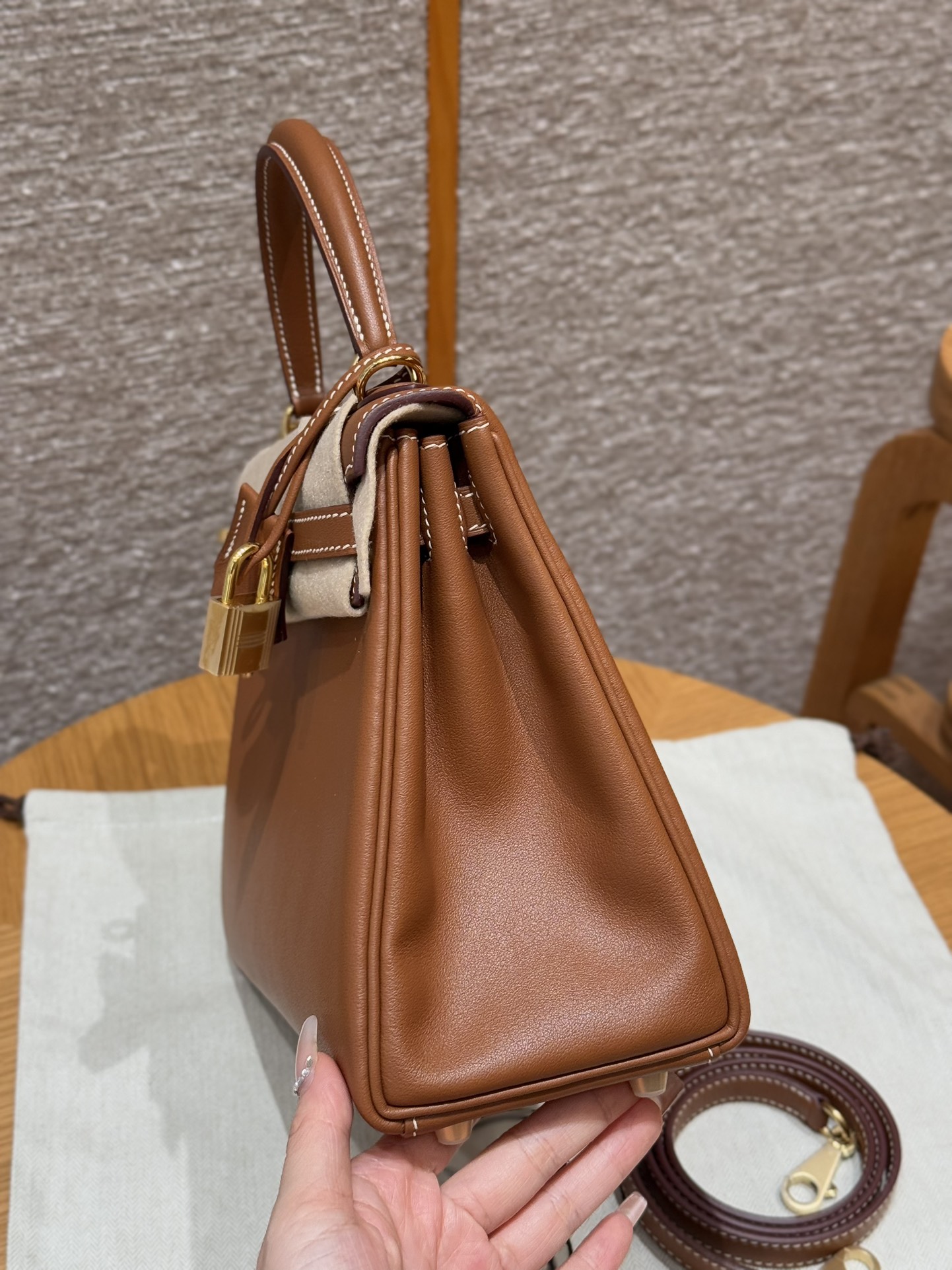 Hermès  Kelly 25 Gold  swift