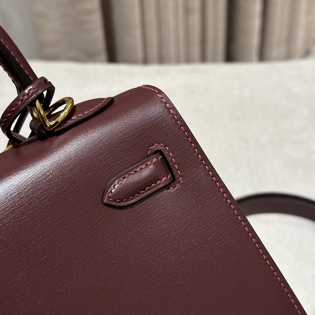 Hermès  Kelly 25 Rouge H Box