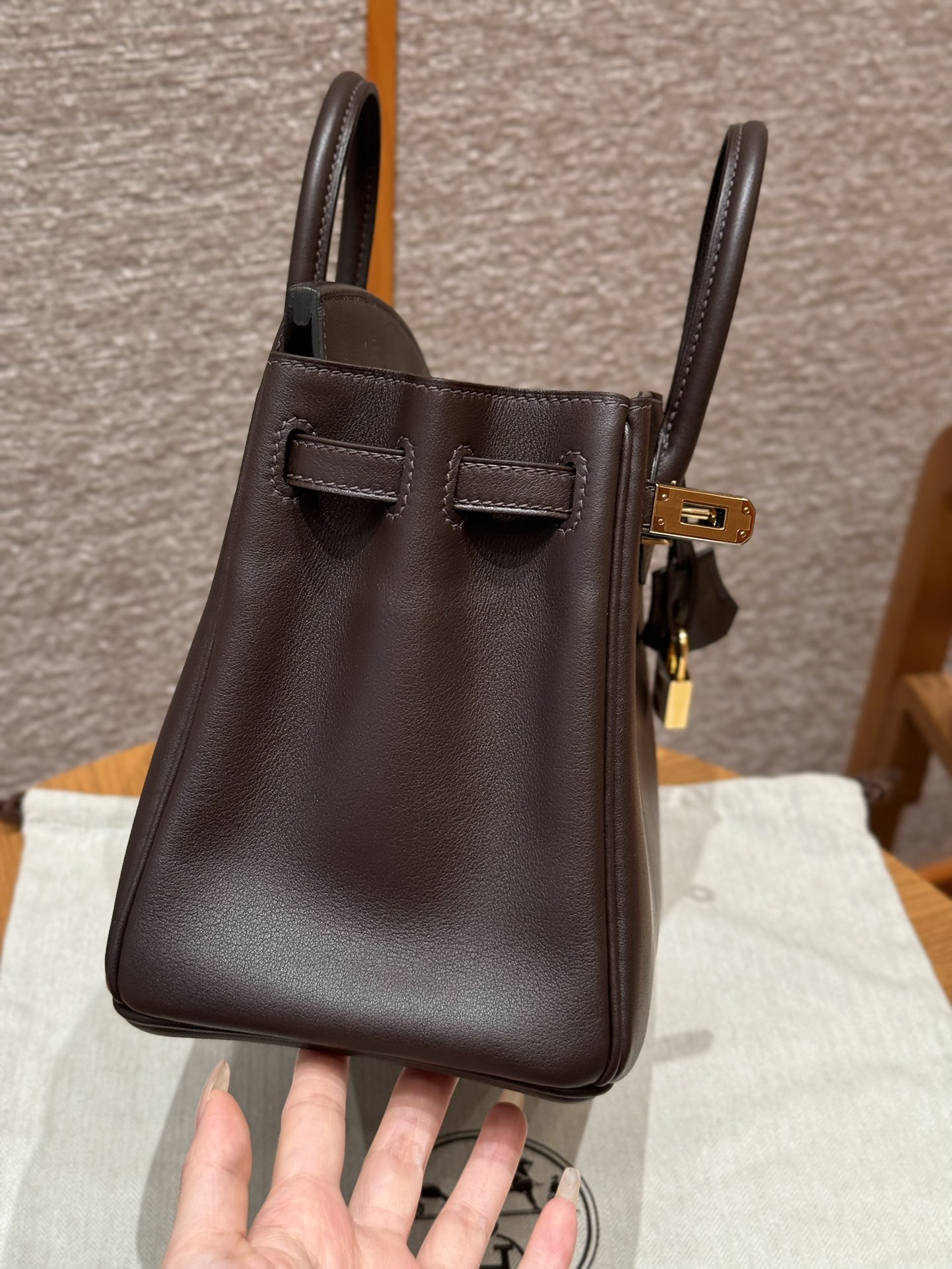 Hermès Birkin 25  chocolate swift