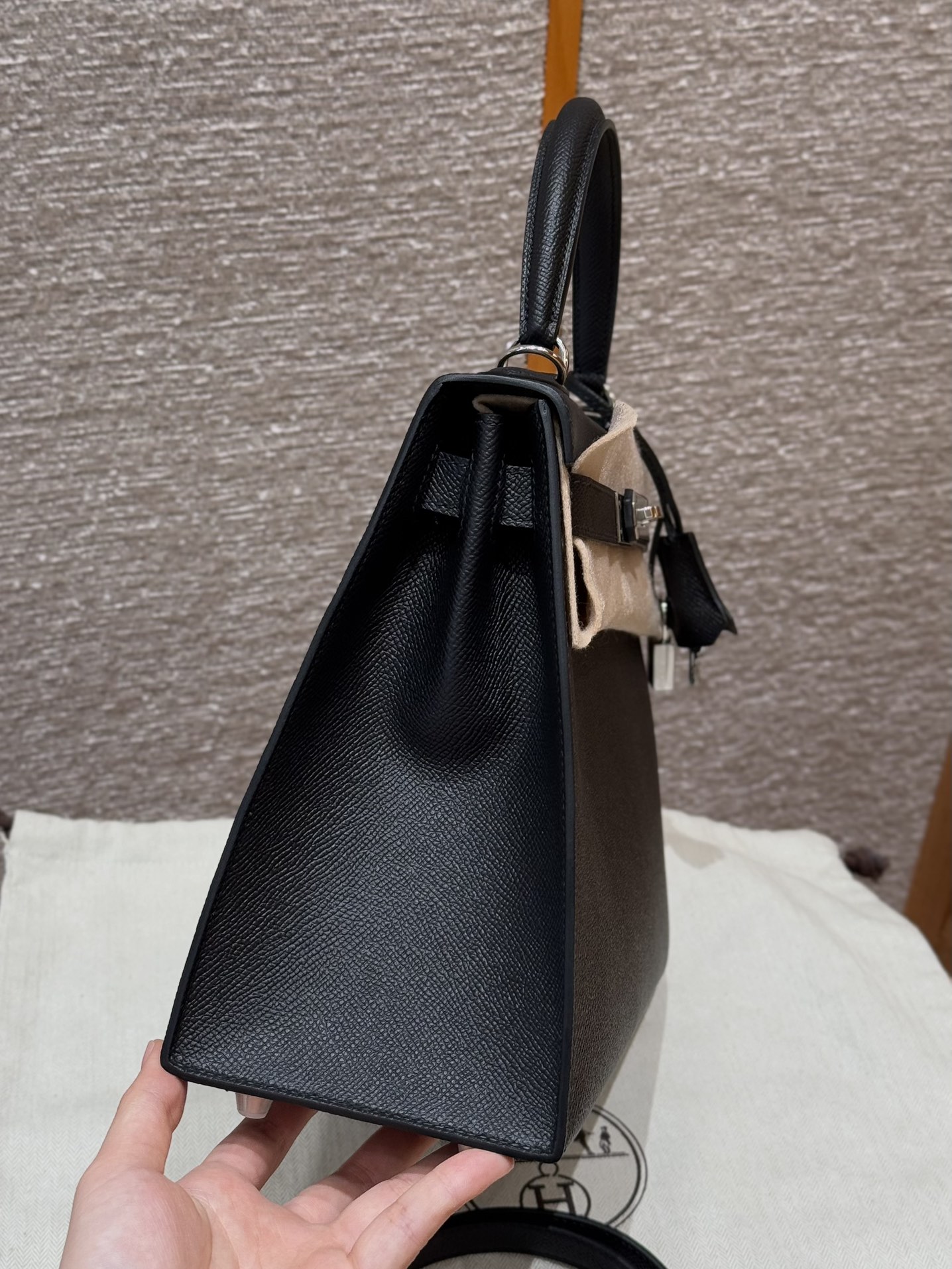 Hermès  Kelly 28 Noir  Eposm