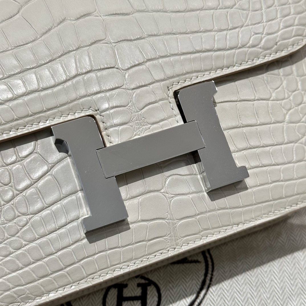 Hermès Constance 19  Beton  Alligator shiny crocodile🐊