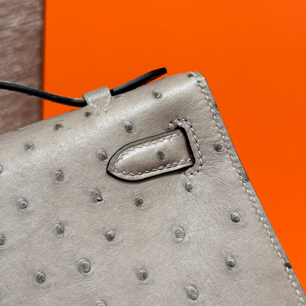 Hermès  Kelly Pochette 1 Gris tourterlle KK ostrich imported