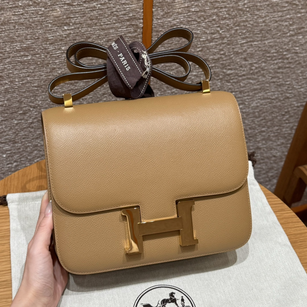 Hermès Constance 24 Chai Epsom
