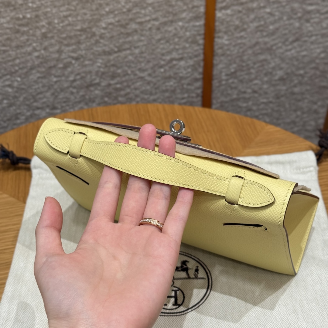 Hermès  Kelly Pochette 1 Jaune Poussin Epsom