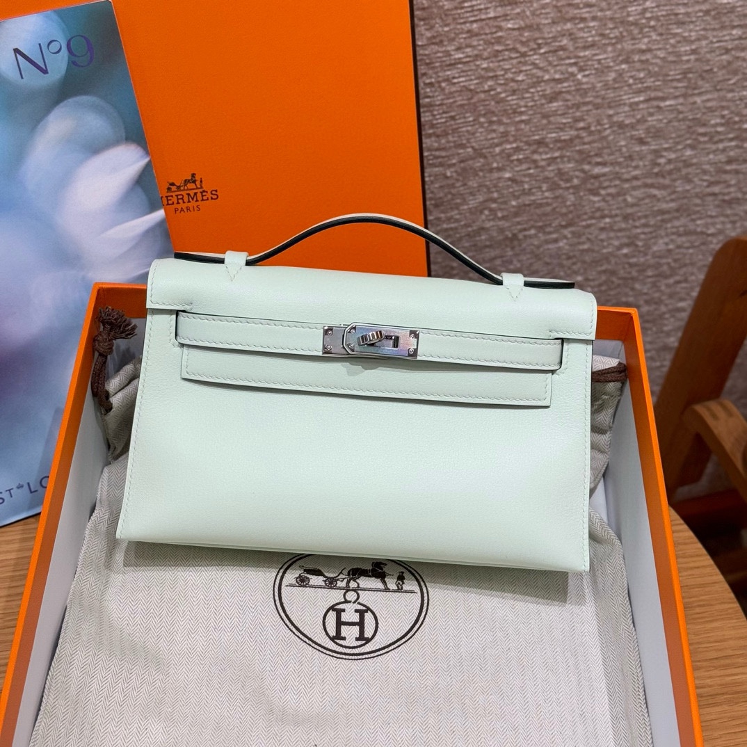 Hermès  Kelly Pochette 1  Vert Fizz Swift