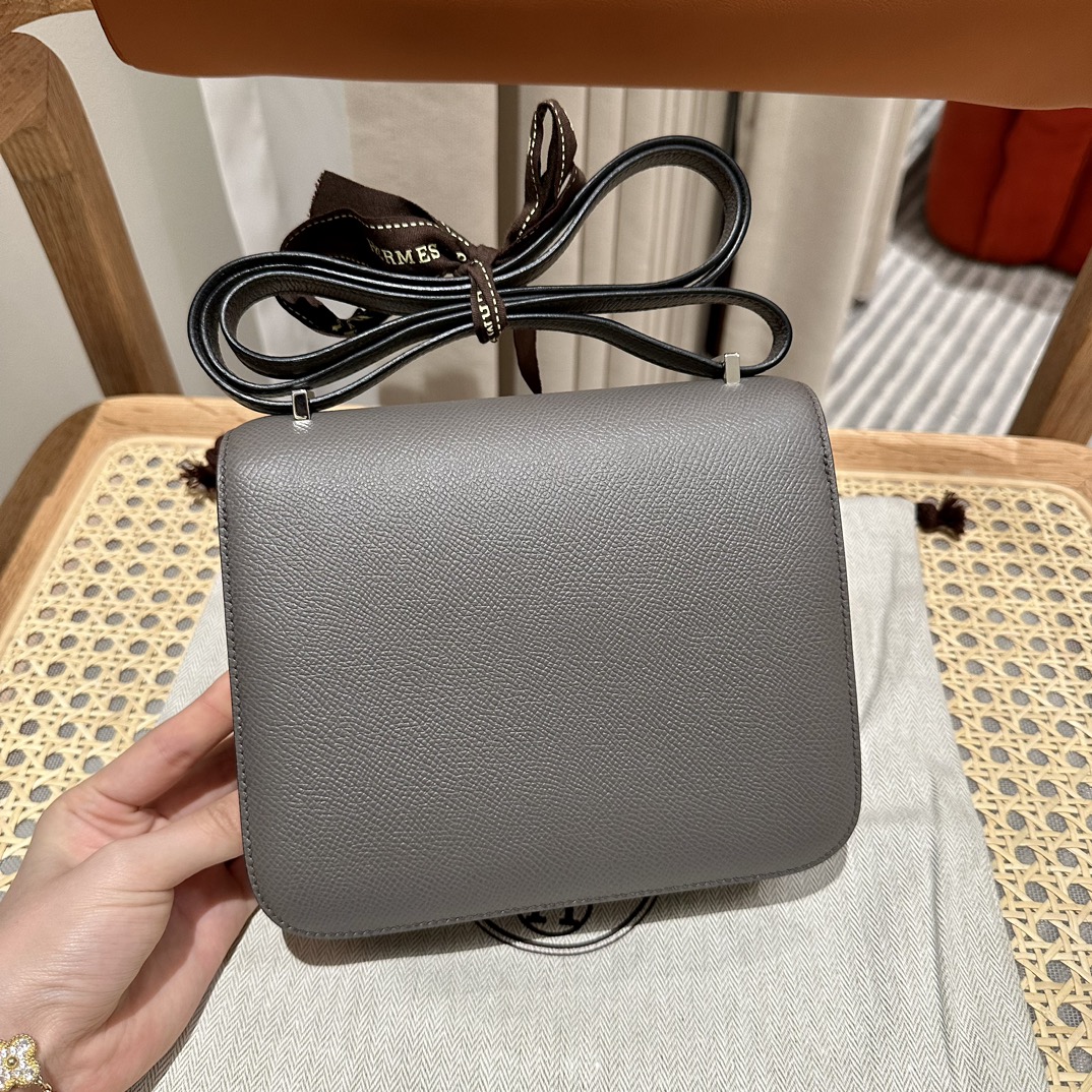 Hermès Constance 19  Etain Epsom