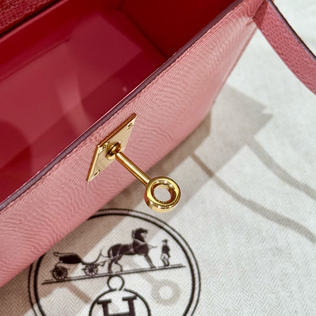 Hermès  Kelly Pochette 1   Pink Lizard imported