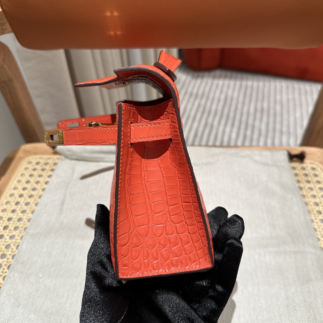 Hermès  Kelly Pochette 1 Orange Alligator🐊
