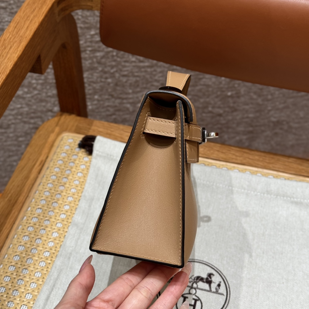 Hermès  Kelly Pochette 1 Chai Swift