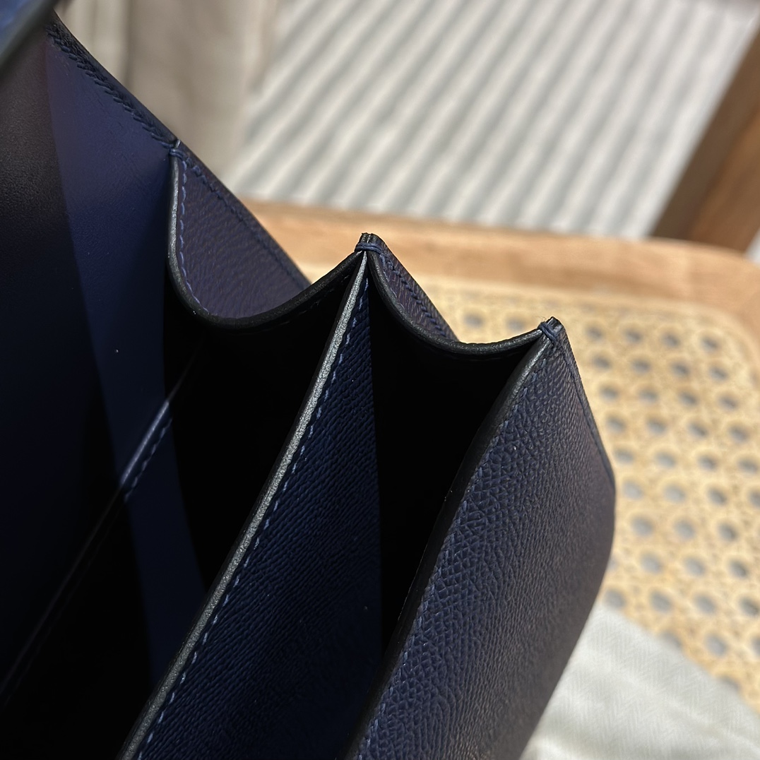 Hermès Constance 19 Blue saphir epsom