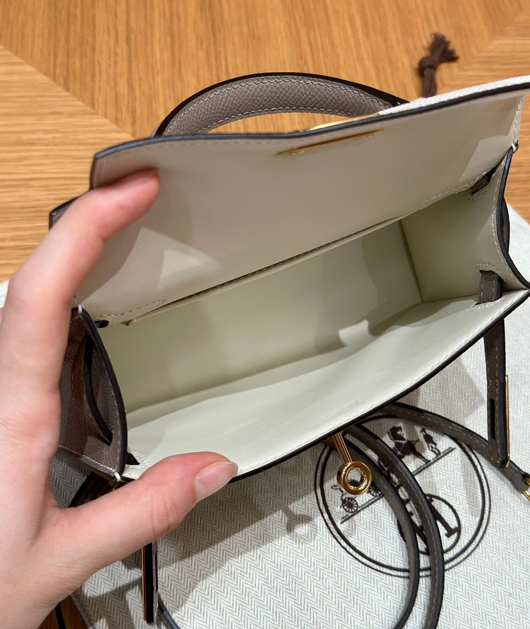 Hermès  Mini Kelly2 Size19 Craie and Girs Asphalted Epsom