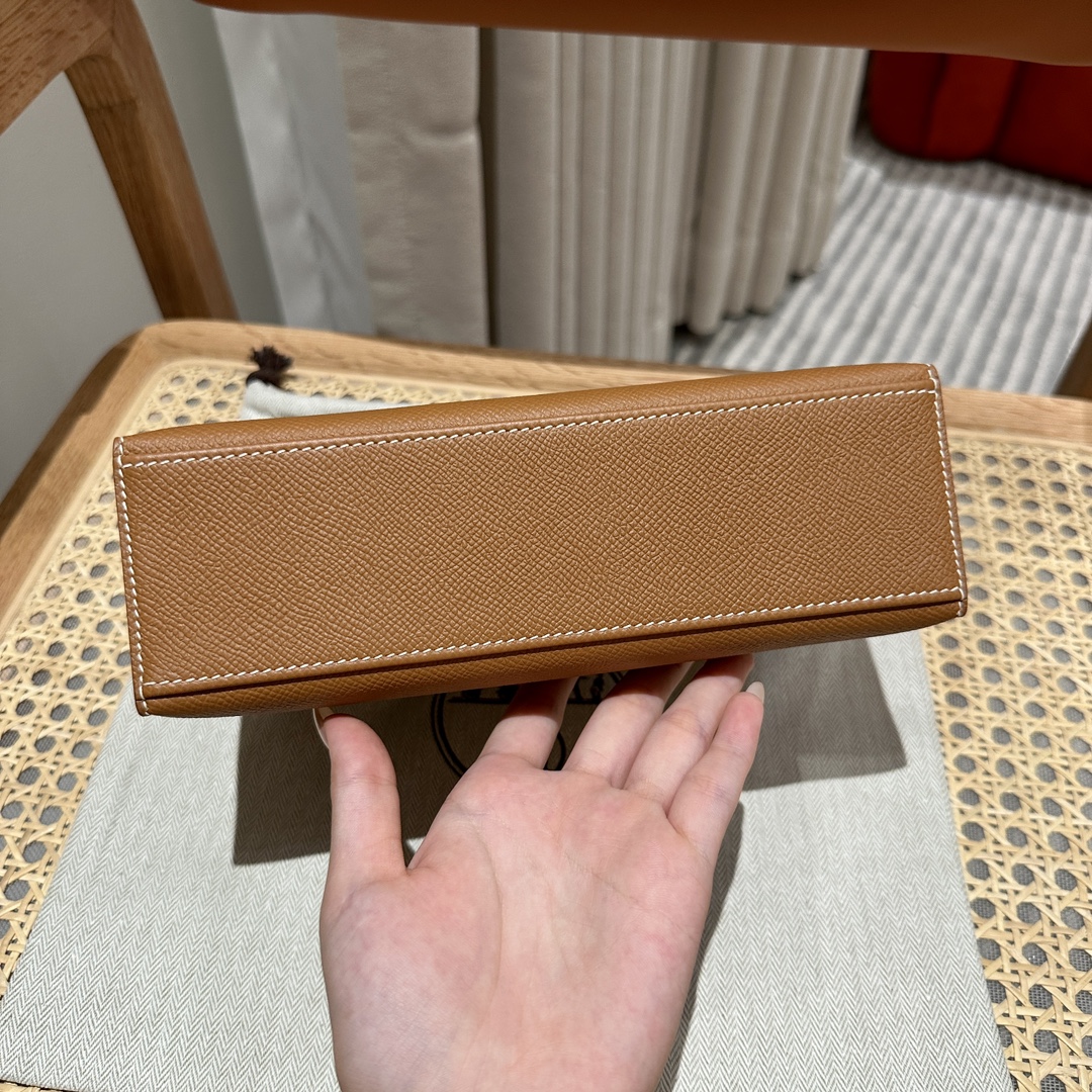 Hermès  Kelly Pochette 1 Gold Epsom