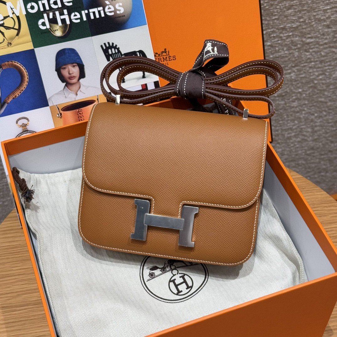 Hermès Constance 19 Gold Epsom