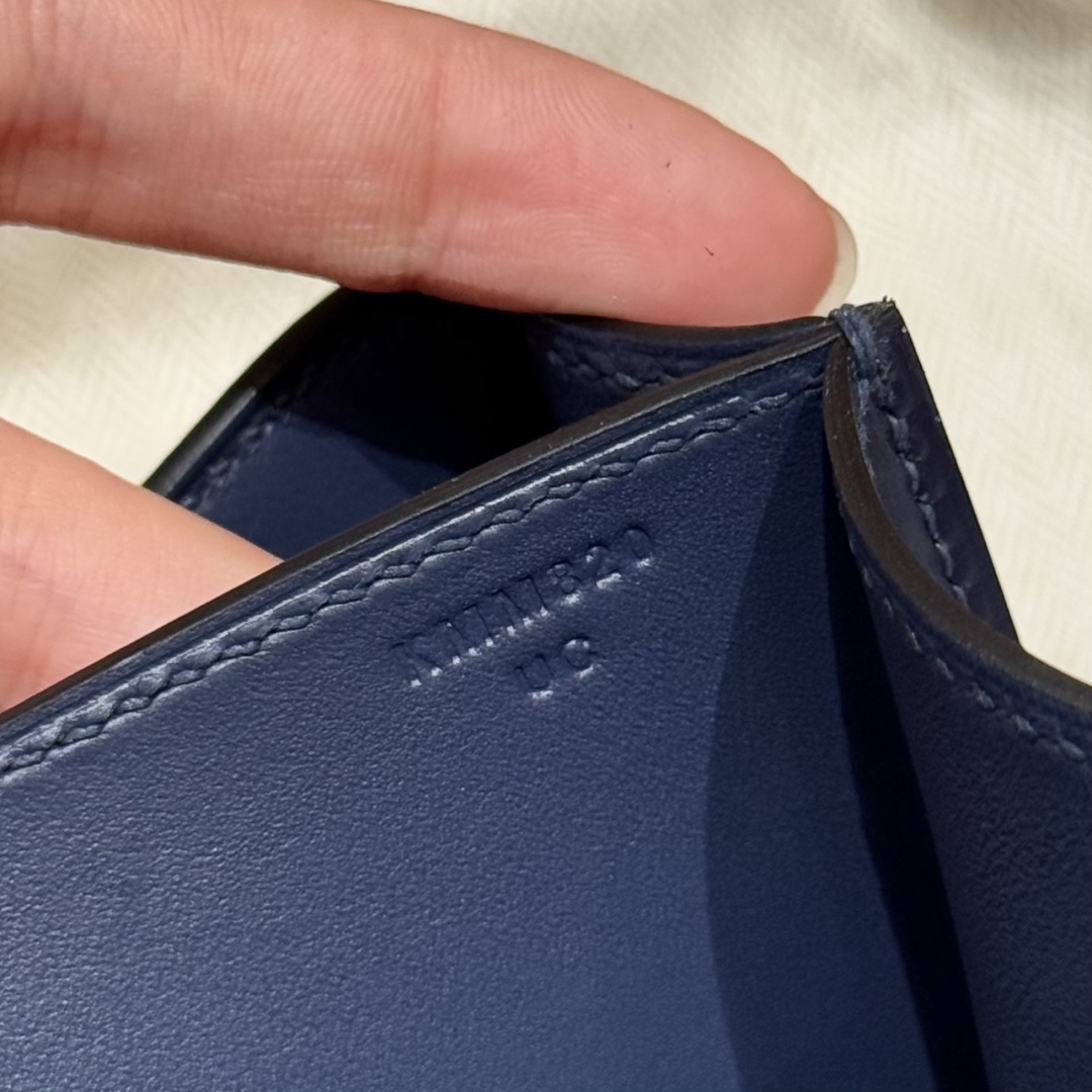 Hermès Constance 19 Blue saphir Box Mirror