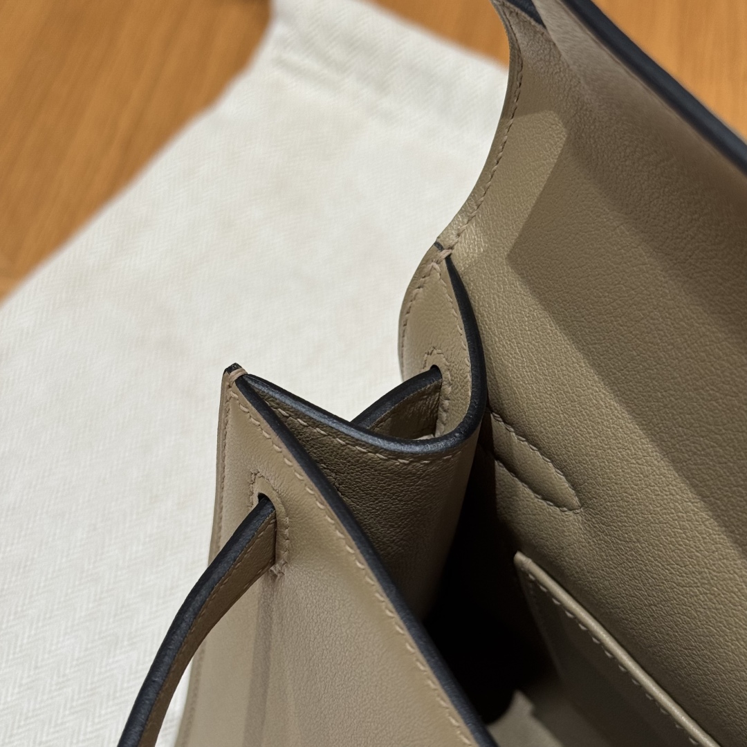 Hermès  Kelly Pochette 1  Beige Marfa Swift