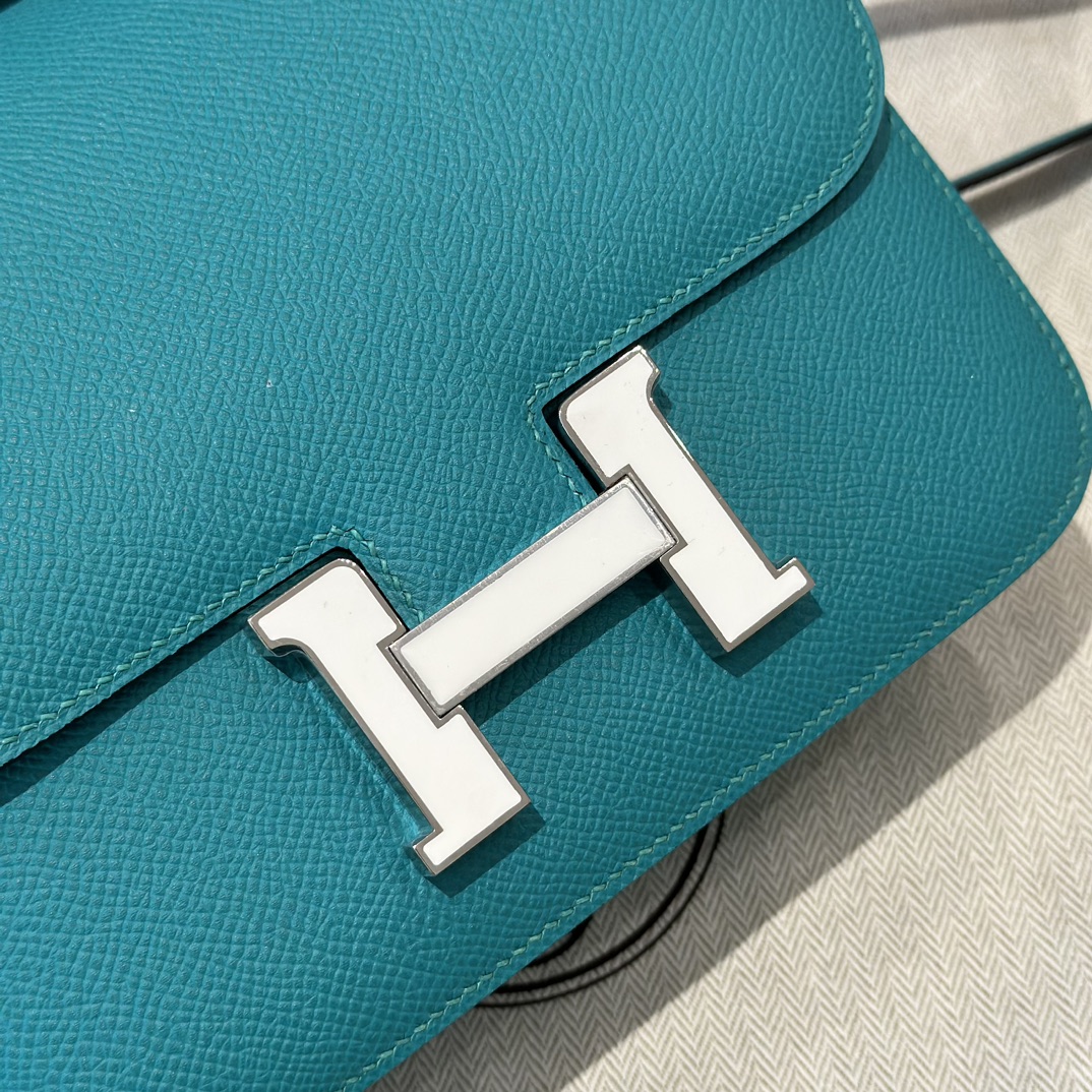 Hermès Constance 19 Jade Epsom