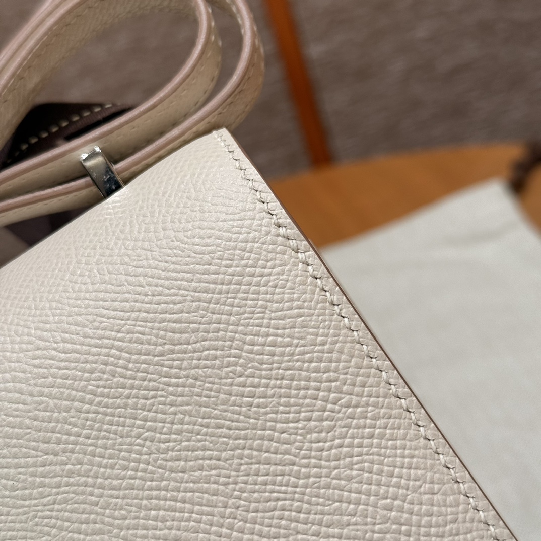 Hermès Constance 19 Craie Epsom Mirror