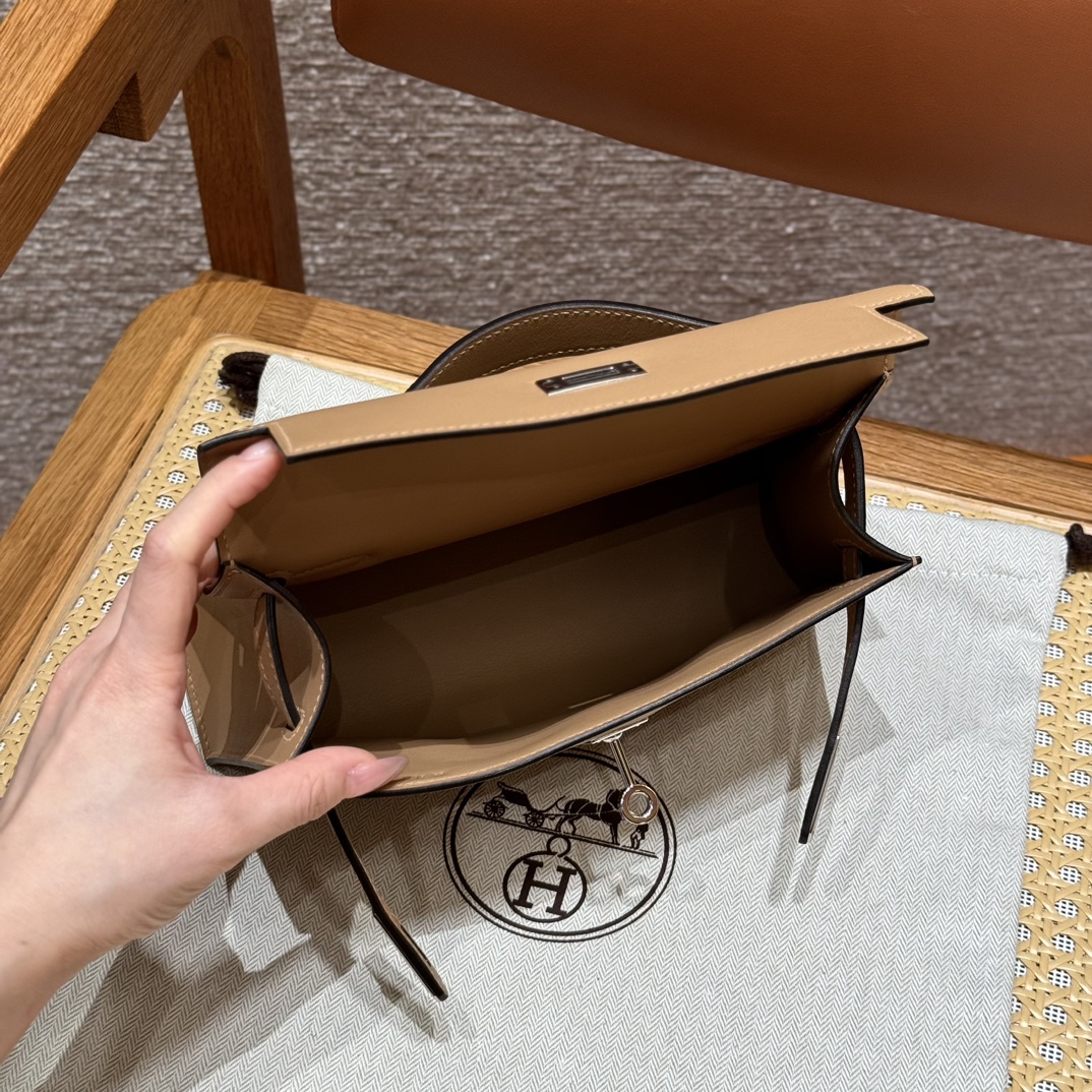 Hermès  Kelly Pochette 1 Chai Swift