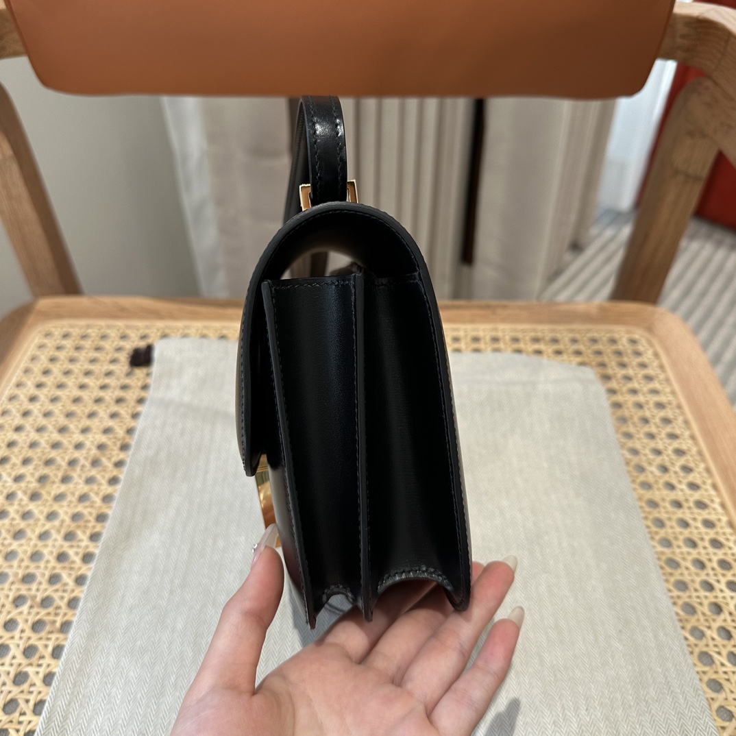 Hermès Constance 19  Noir Box