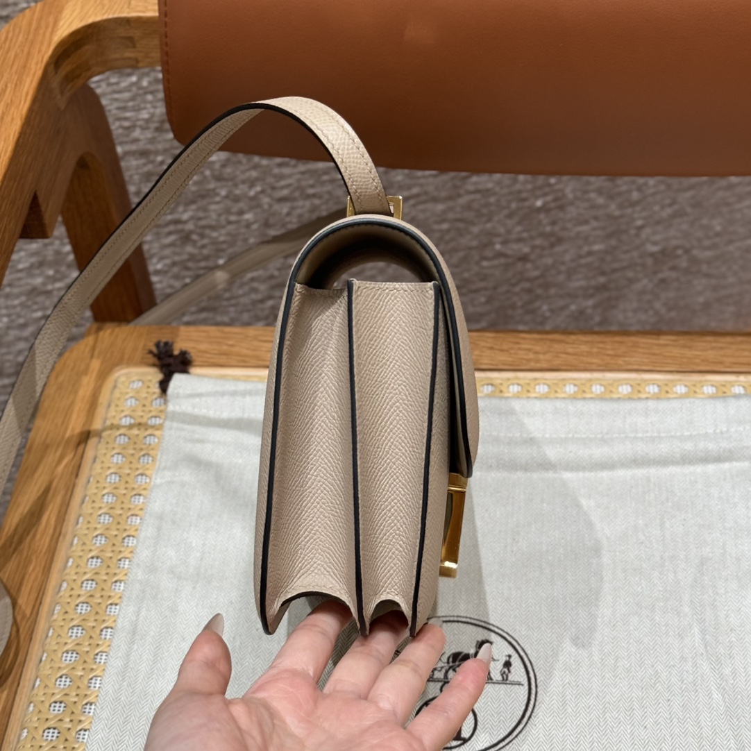 Hermès Constance 19 Gris tourtelle Epsom