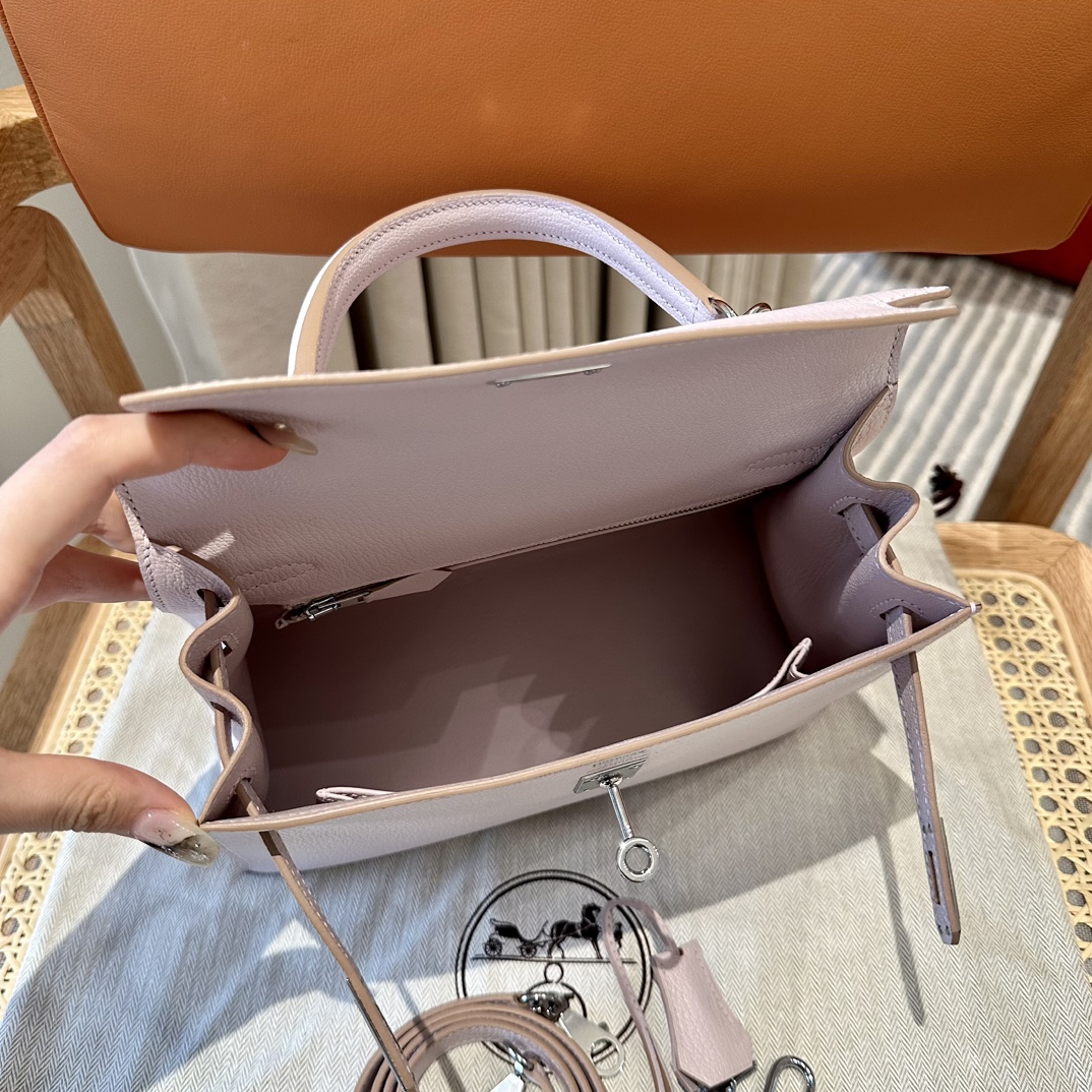Hermès  Kelly 25  Mauve Pale Chever