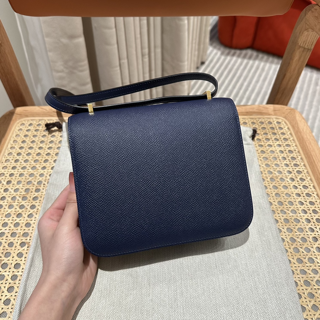 Hermès Constance 19 Blue saphir epsom