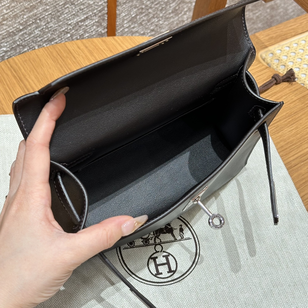 Hermès  Kelly Pochette 1 Ebene Swift