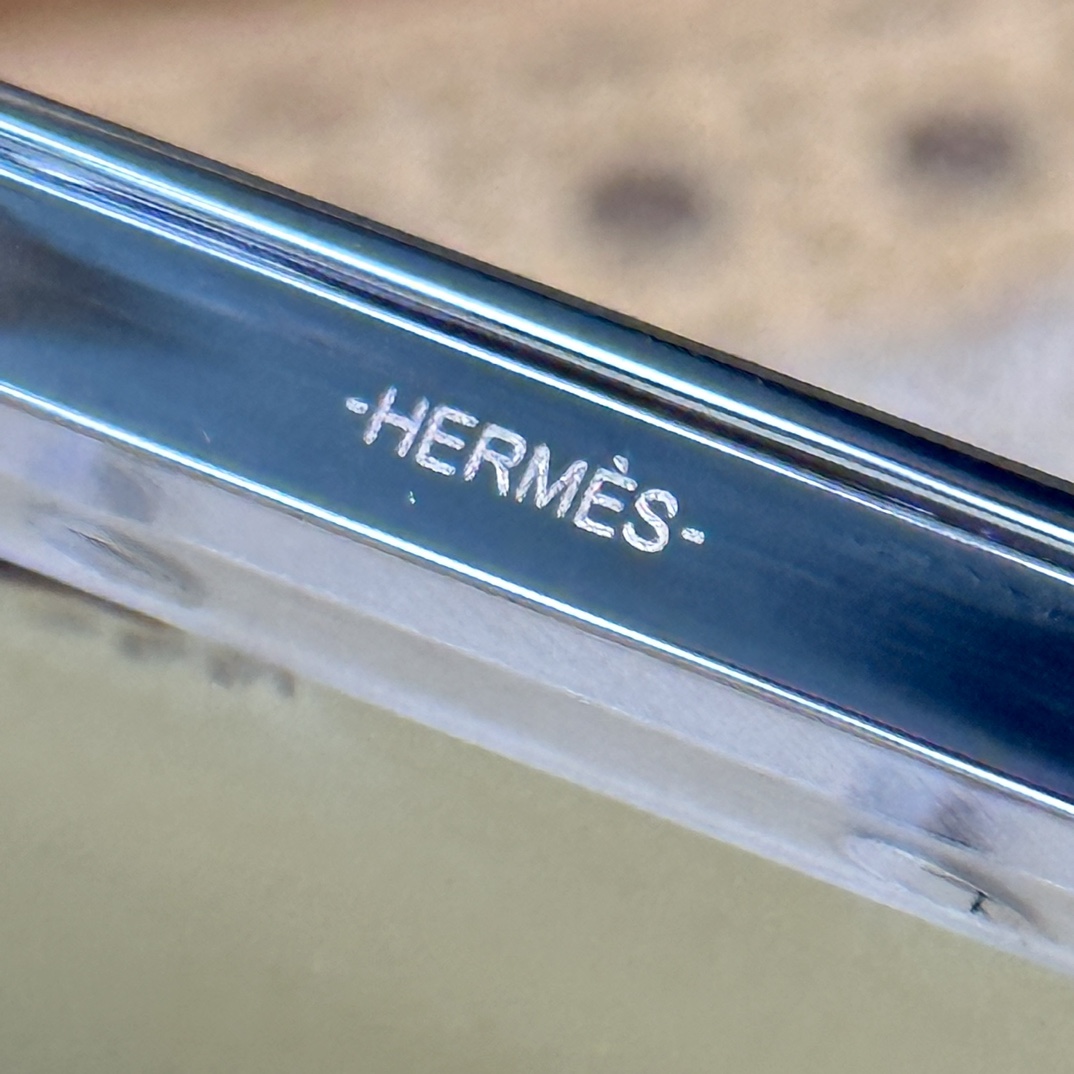 Hermès Constance 19 Vanille Alligator shiny crocodile🐊