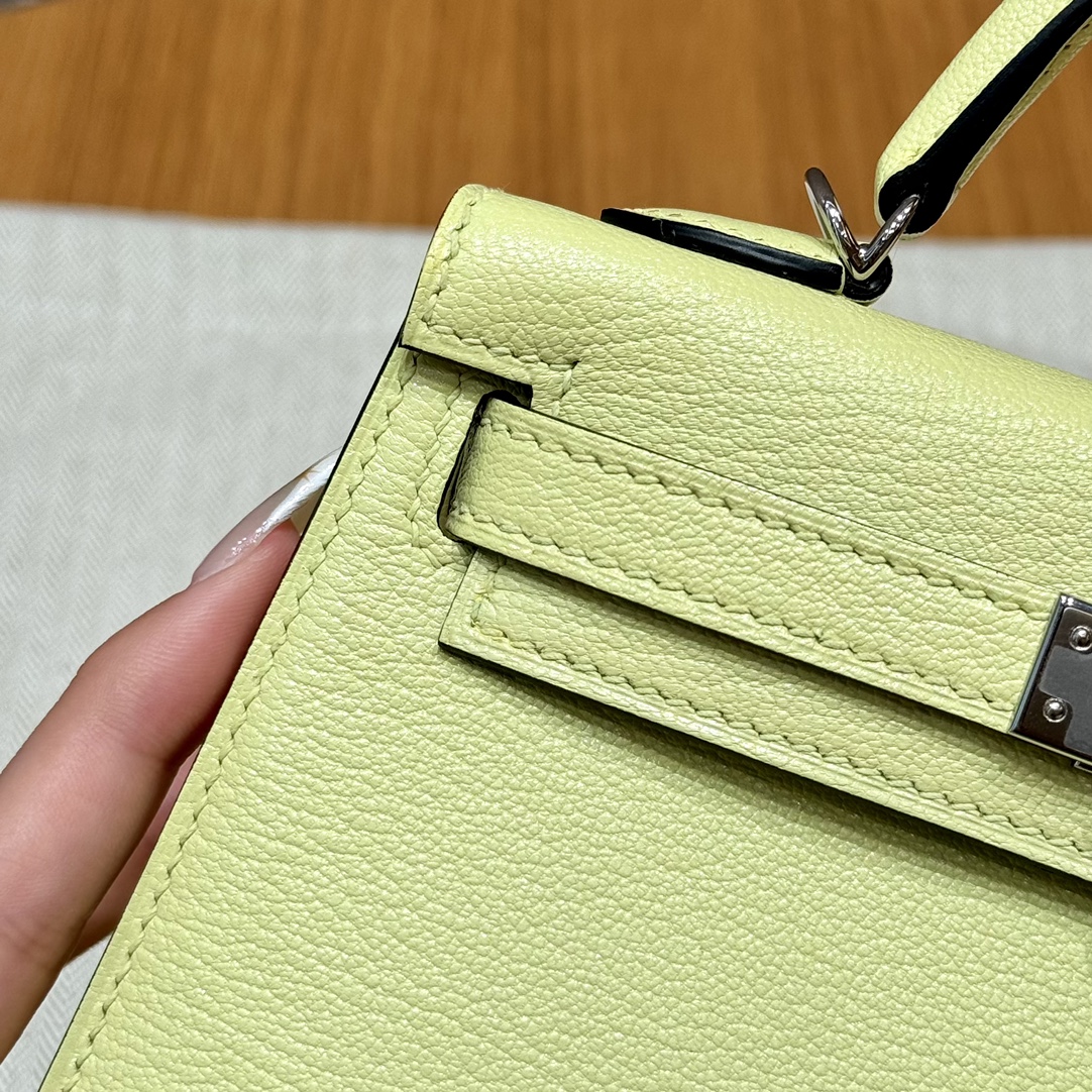 Hermès  Mini Kelly2 Size19 Jaune Bourgeon chèvre