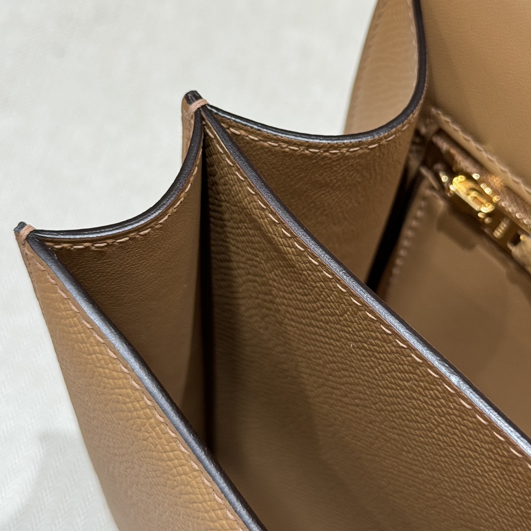 Hermès Constance 24 Chai Epsom
