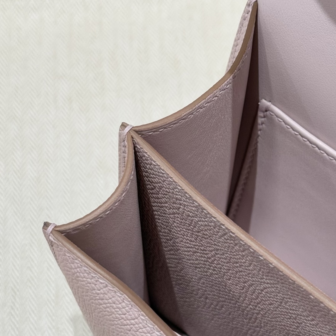 Hermès Constance 19 Mauve pale  Chèvre Mirror