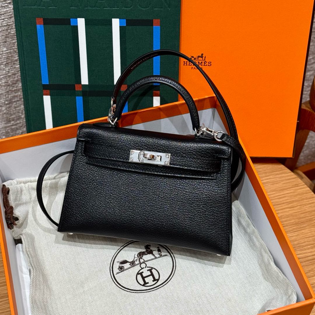 Hermès  Mini Kelly2 Size19 noir chèvre