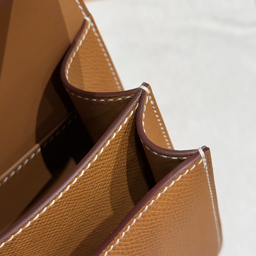 Hermès Constance 19 Gold Epsom