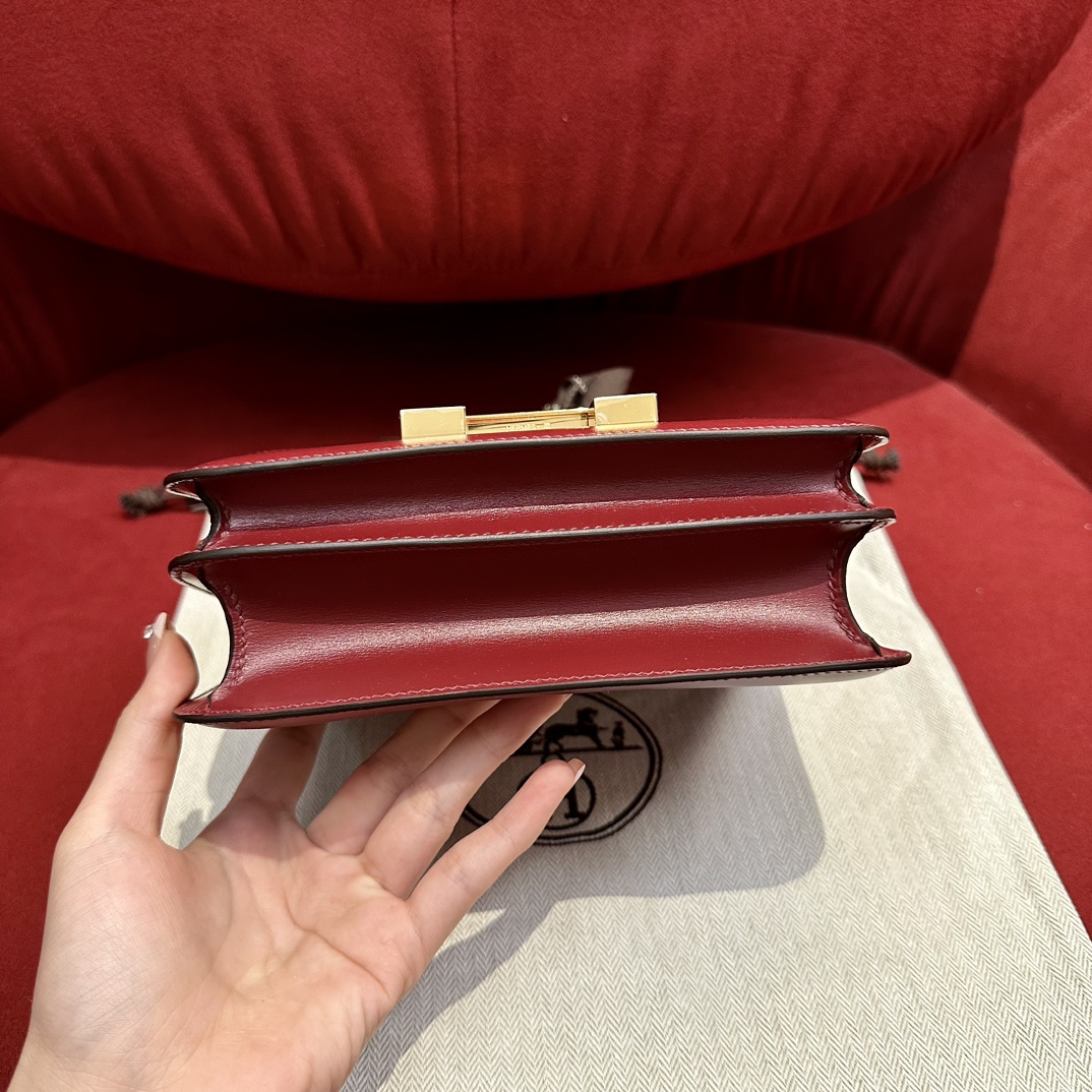 Hermès Constance 19 H Red Box