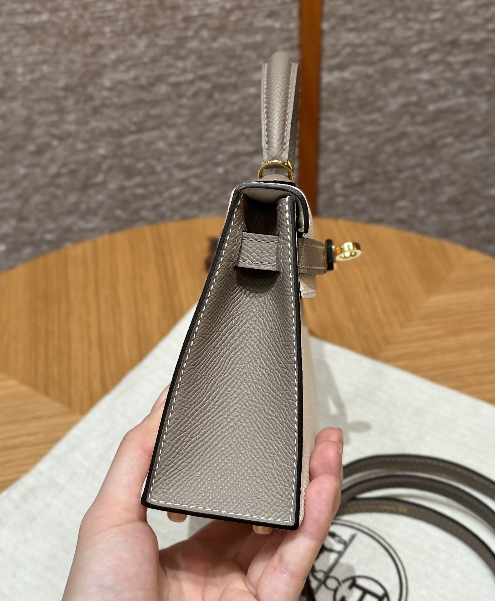 Hermès  Mini Kelly2 Size19 Craie and Girs Asphalted Epsom