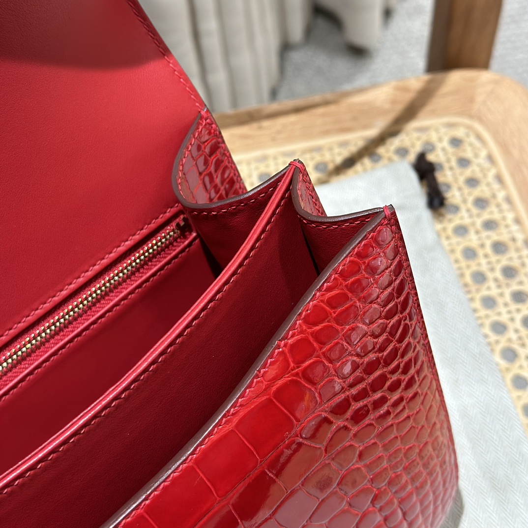 Hermès Constance 24  Braise Lisse Alligator🐊 imported