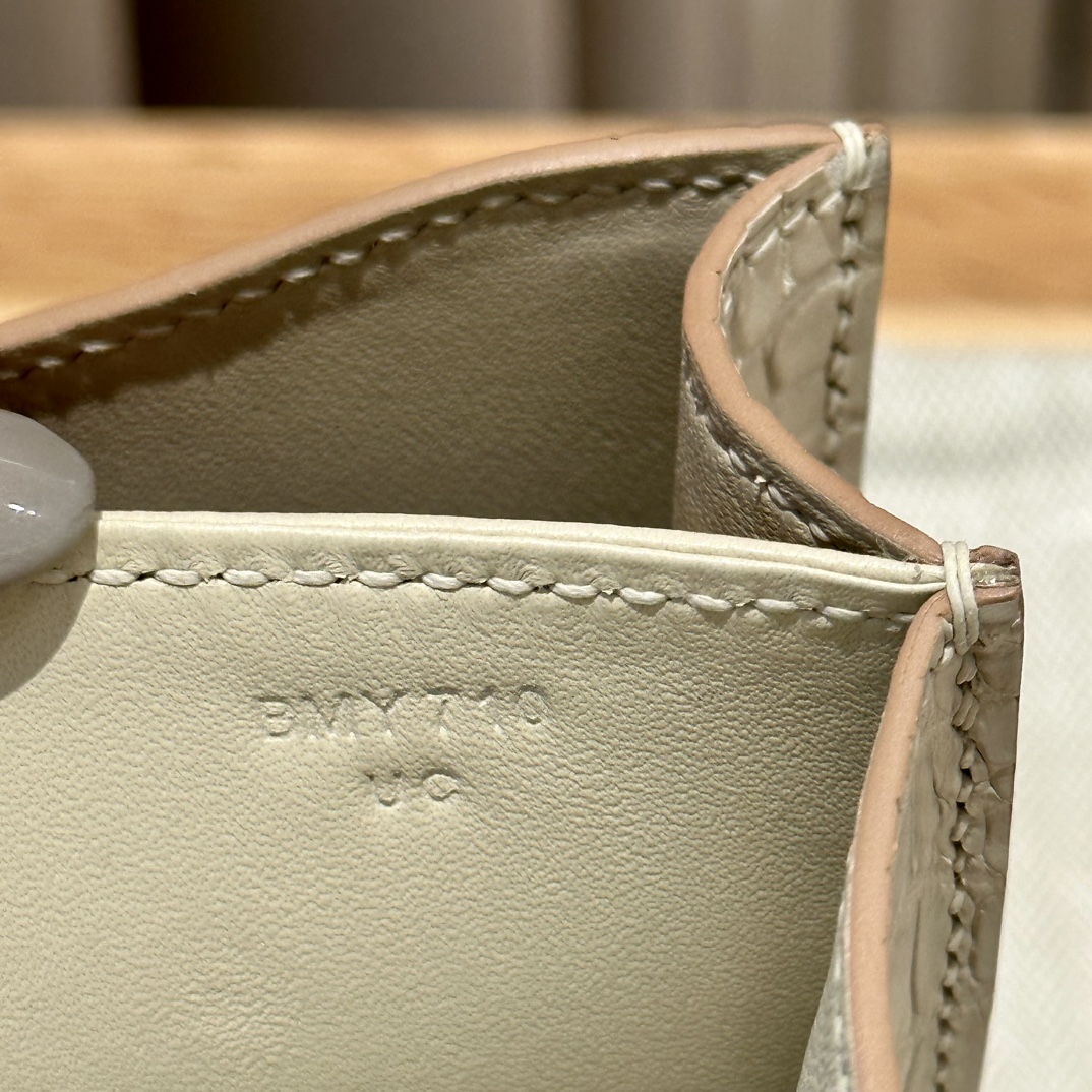 Hermès Constance 19  Beton  Alligator shiny crocodile🐊